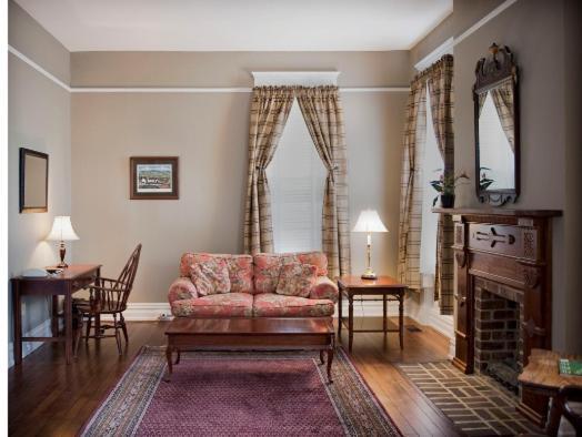 Bed and Breakfast Frederick House Staunton Esterno foto