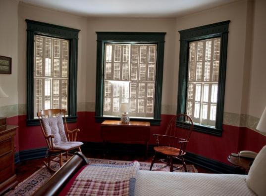 Bed and Breakfast Frederick House Staunton Esterno foto